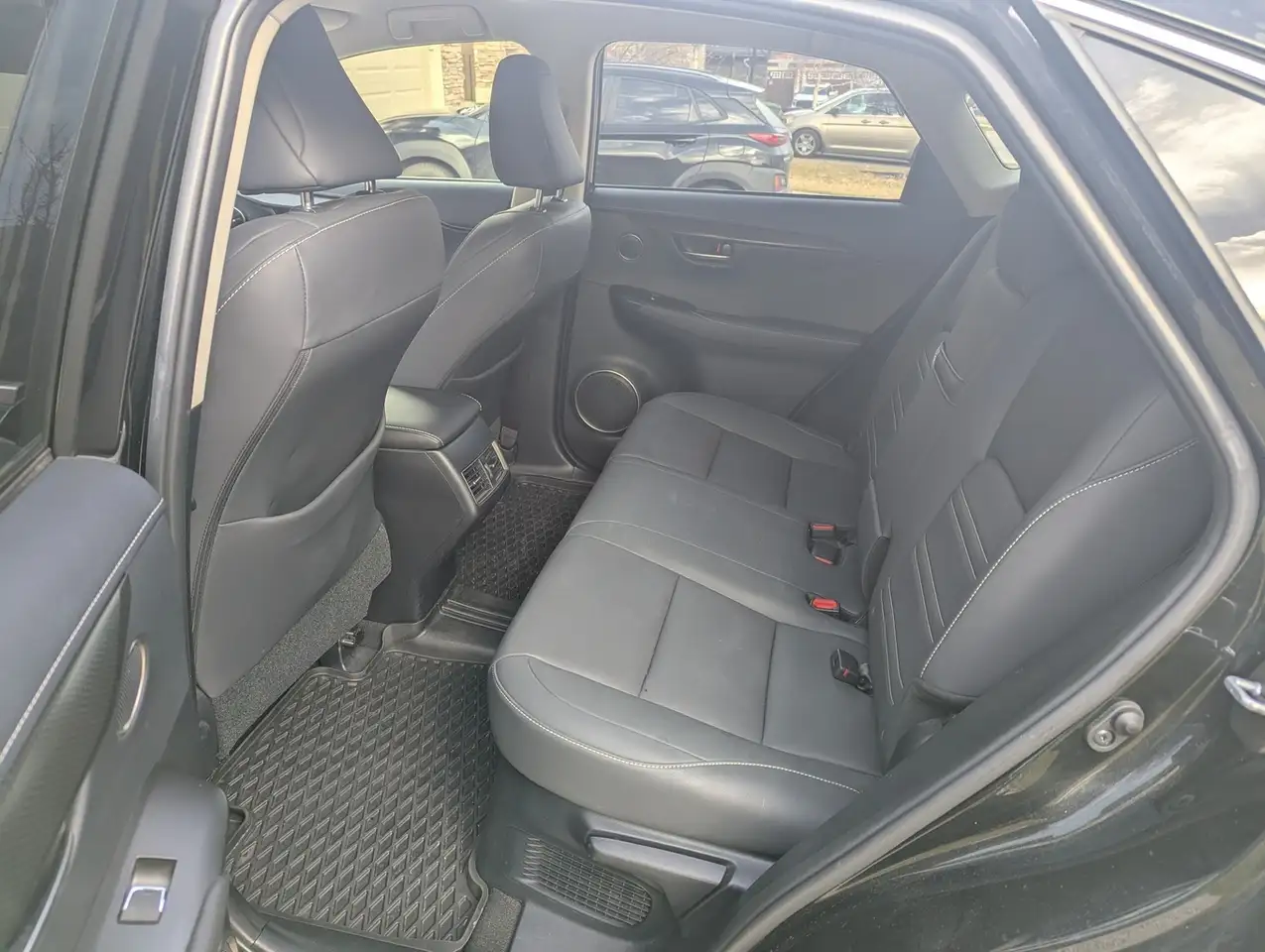 Lexus NX fotografie Lexus NX