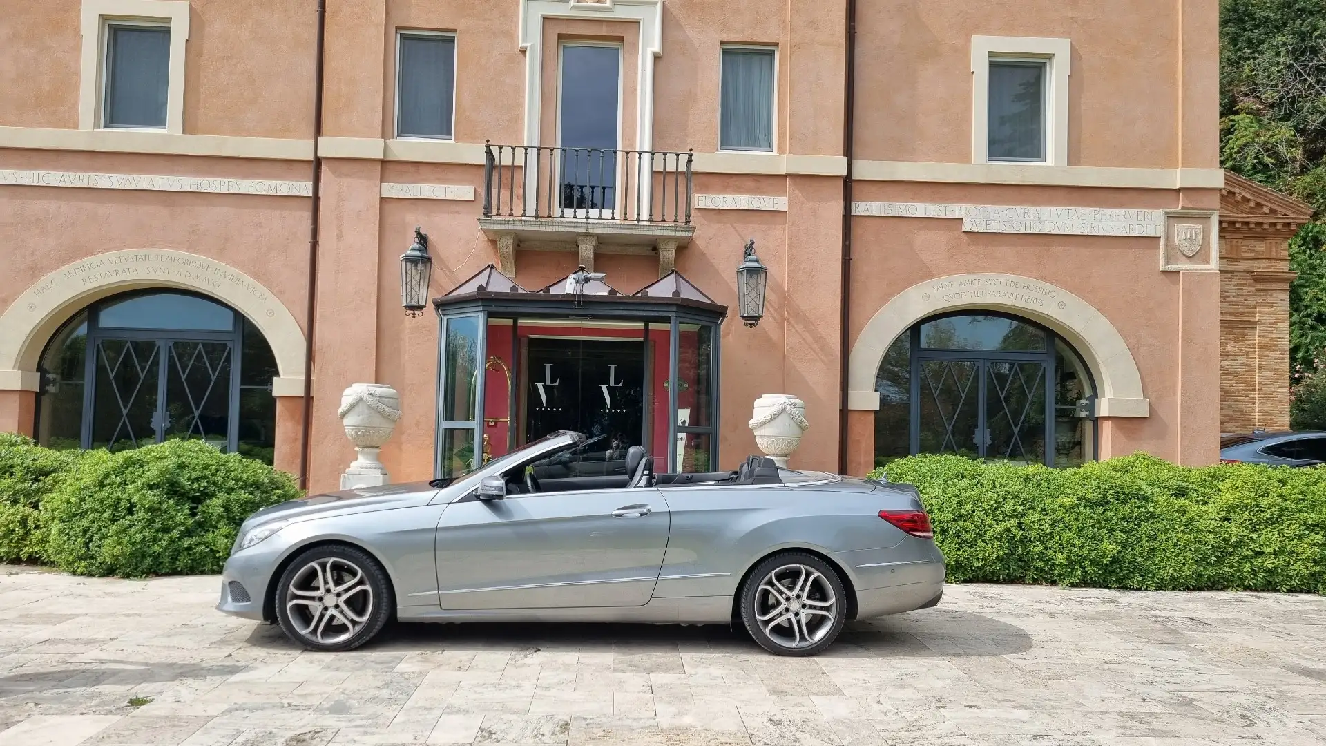 Mercedes-Benz E 220 Cabrio cdi be - 1