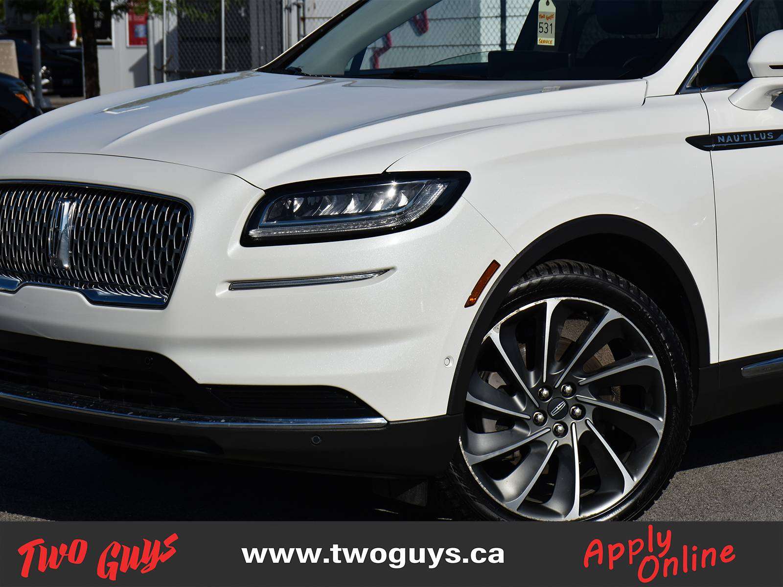 2023 Lincoln Nautilus Reserve AWD Leather nav Glass Roof photo 2