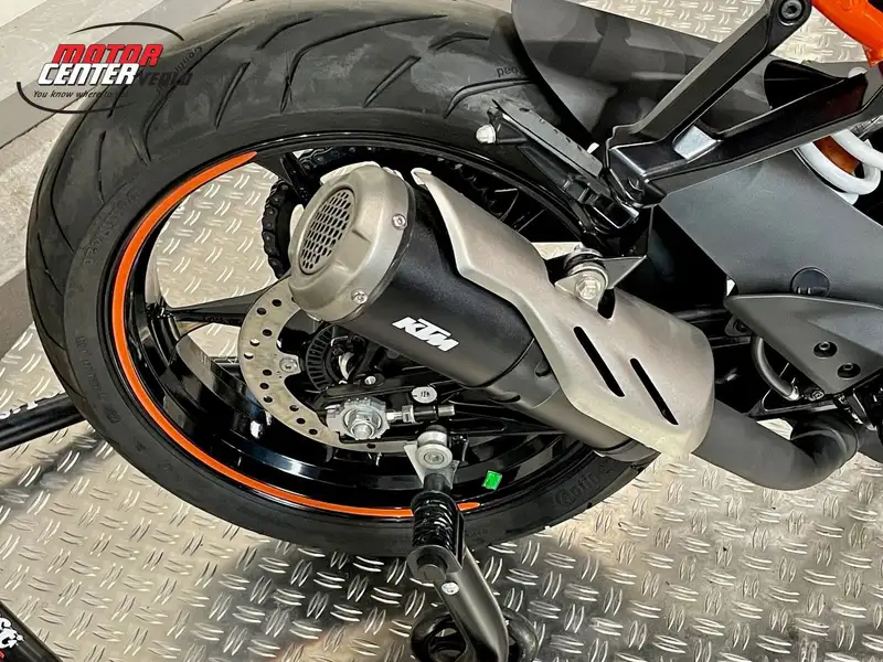 KTM RC 390 - foto 5