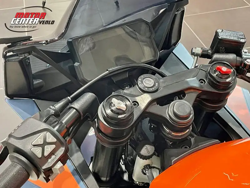 KTM RC 390 - foto 6