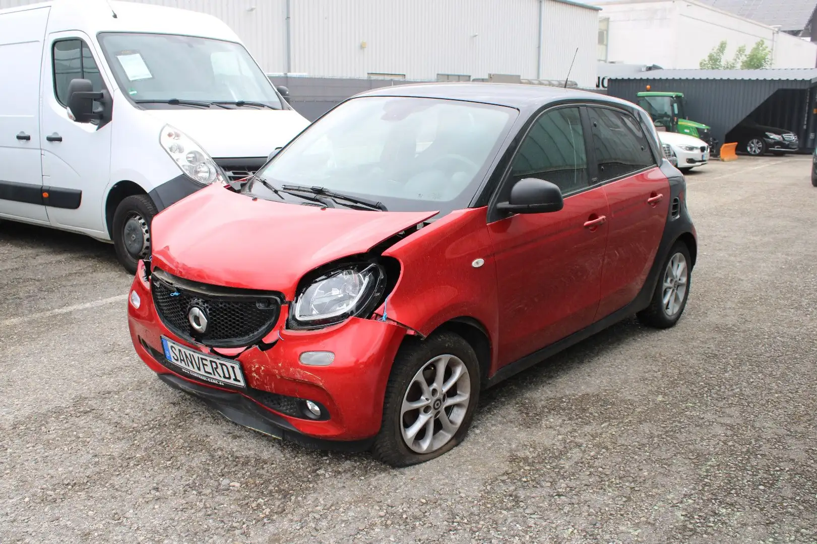 smart forFour 1.0 52kW passion KLIMA LED NAVI EURO 6 Rot - 1