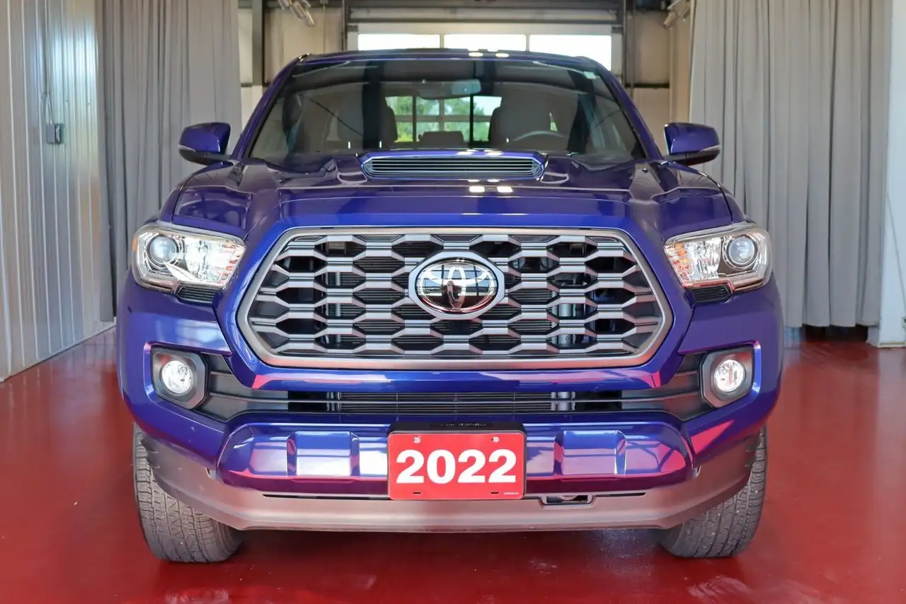Toyota Tacoma photo Toyota Tacoma