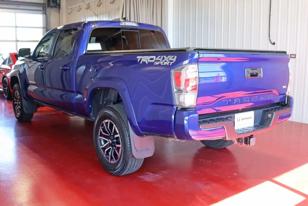 Toyota Tacoma photo Toyota Tacoma