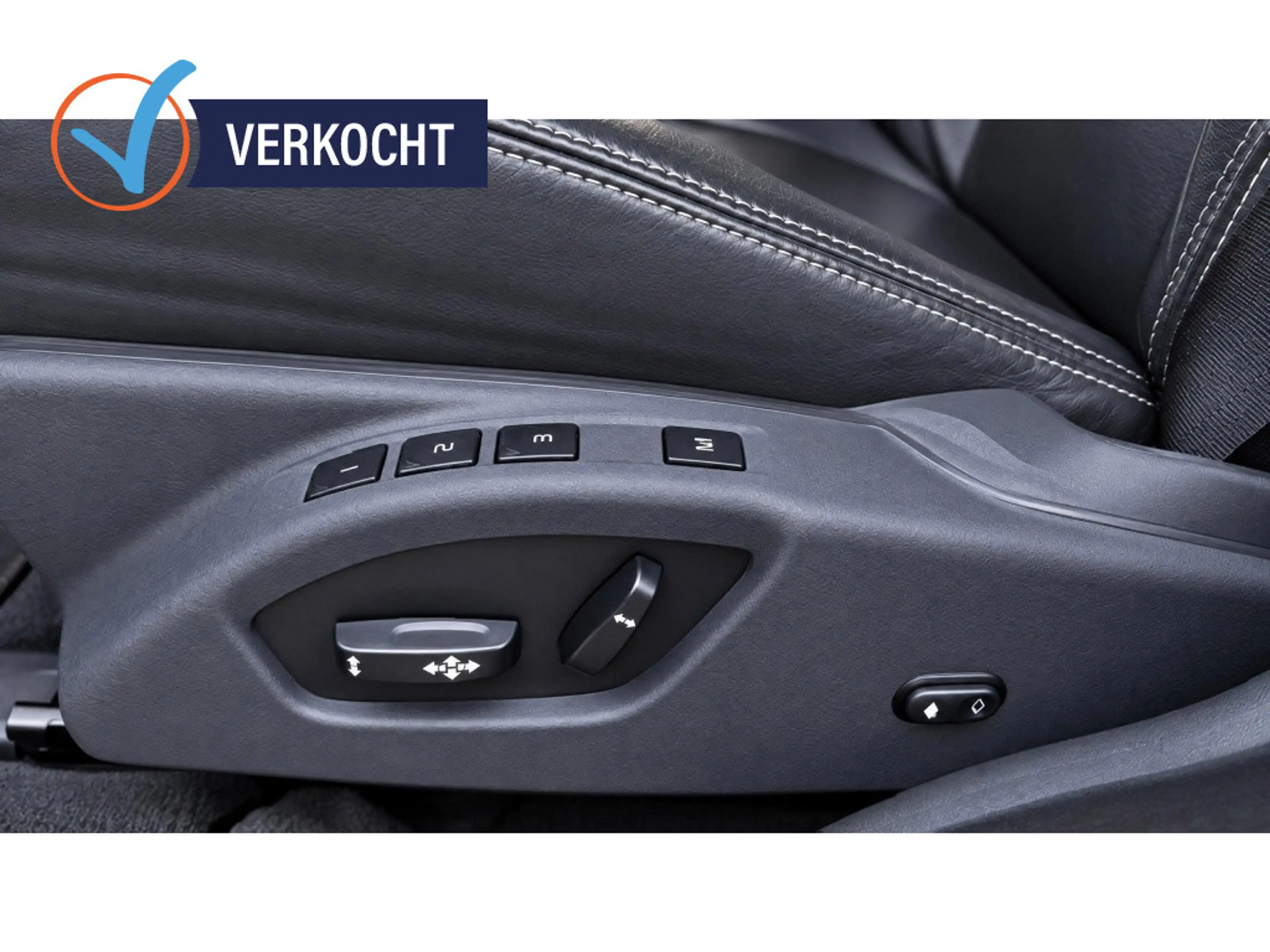 Volvo V70 2.0 T4 Inscr. Ed. | Pano | Trekhaak | Cruise | Nav — photo 14
