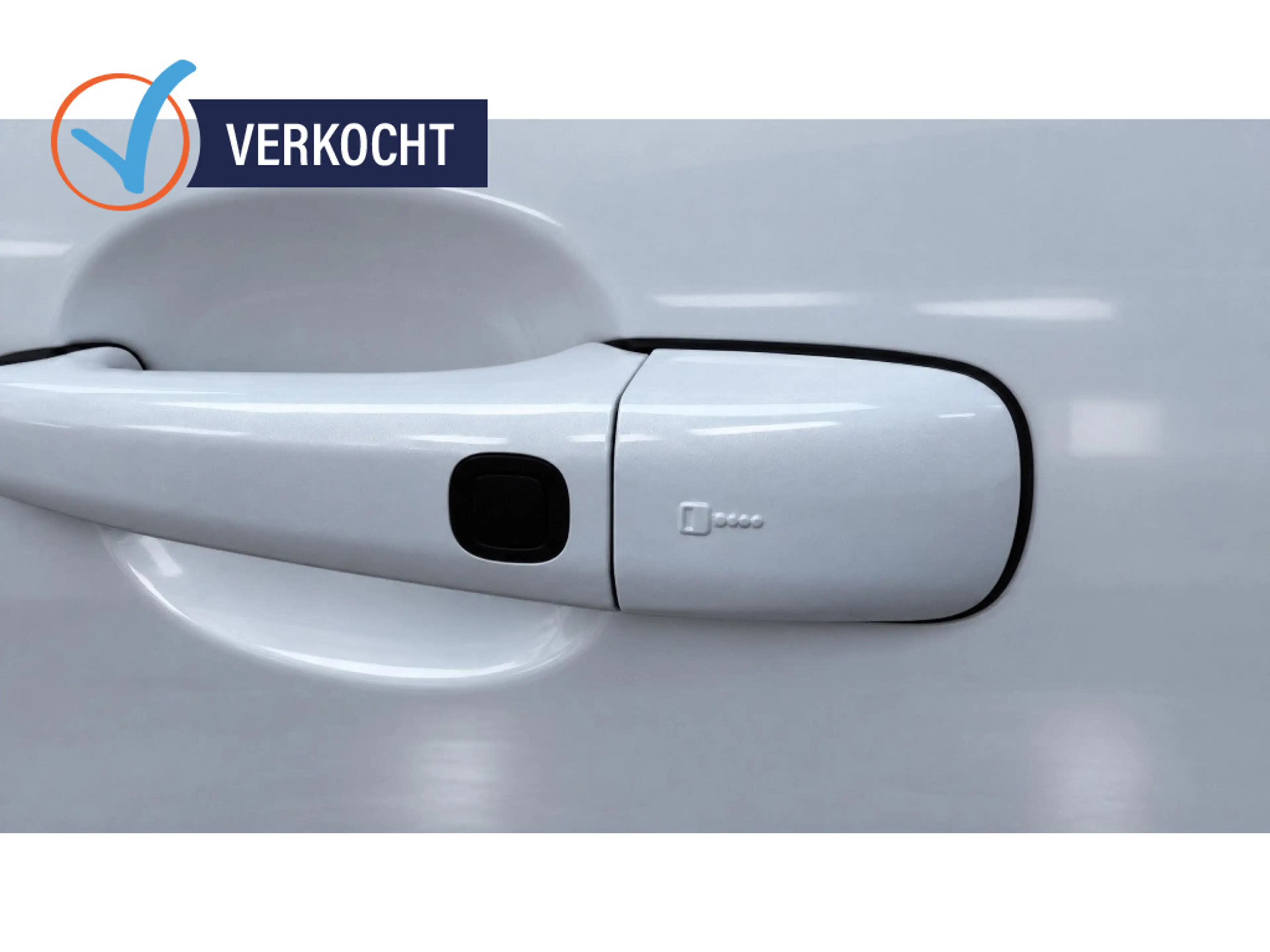 Volvo V70 2.0 T4 Inscr. Ed. | Pano | Trekhaak | Cruise | Nav — photo 12