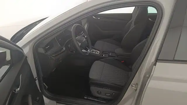 Skoda Octavia view 9