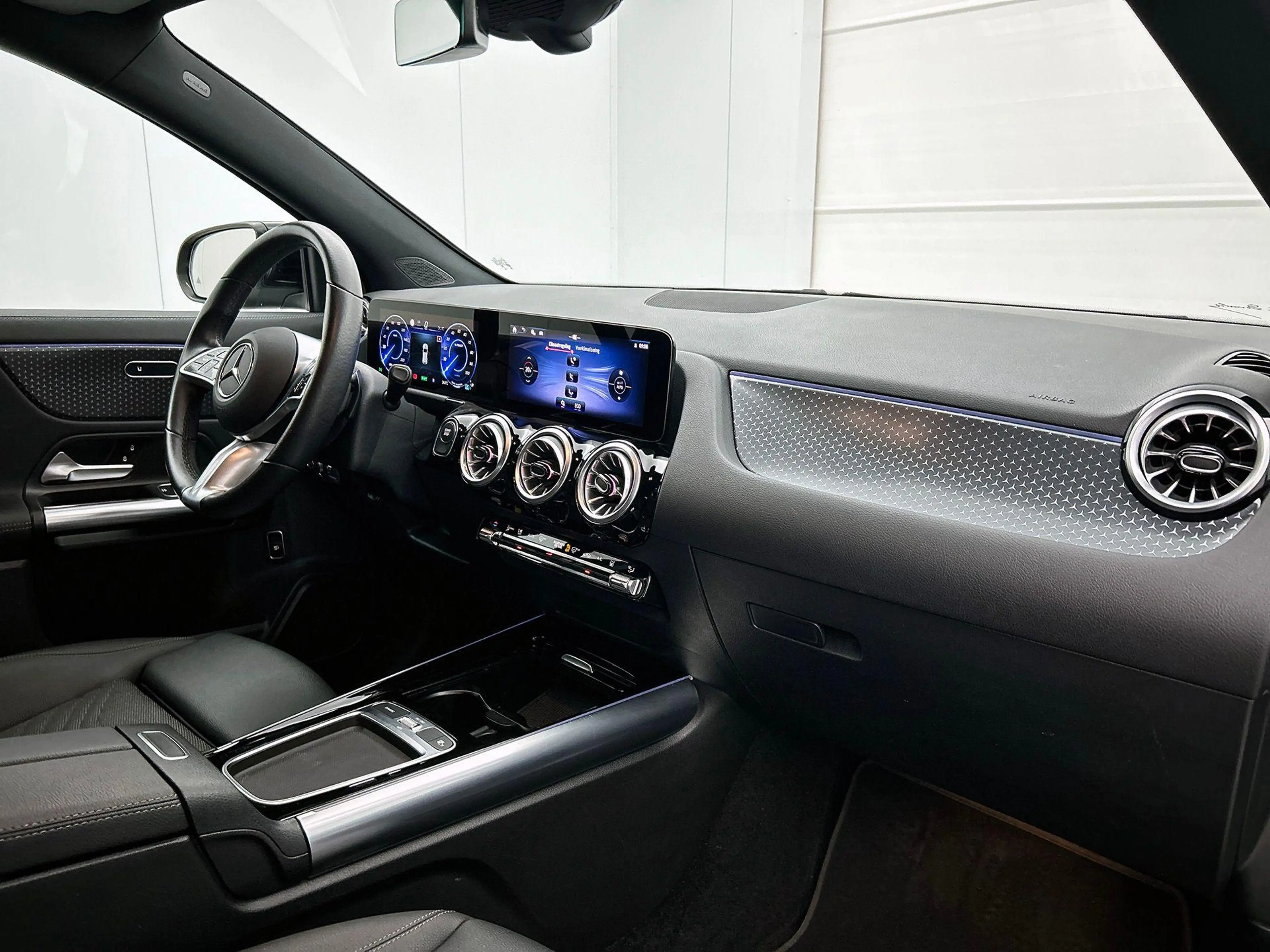 Mercedes-Benz EQA 250 EQA 250+ Business Line — photo 9