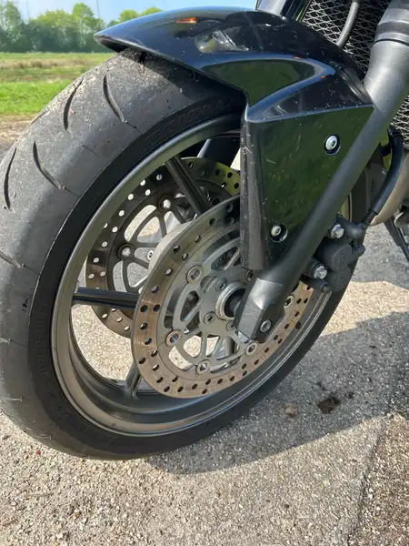 Kawasaki Z 750 - foto 8