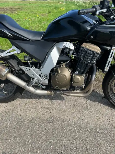 Kawasaki Z 750 - foto 3