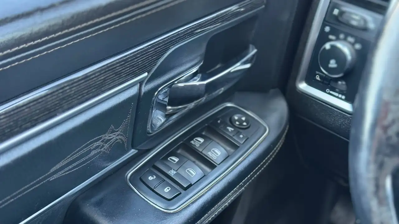 RAM 3500 снимка RAM 3500