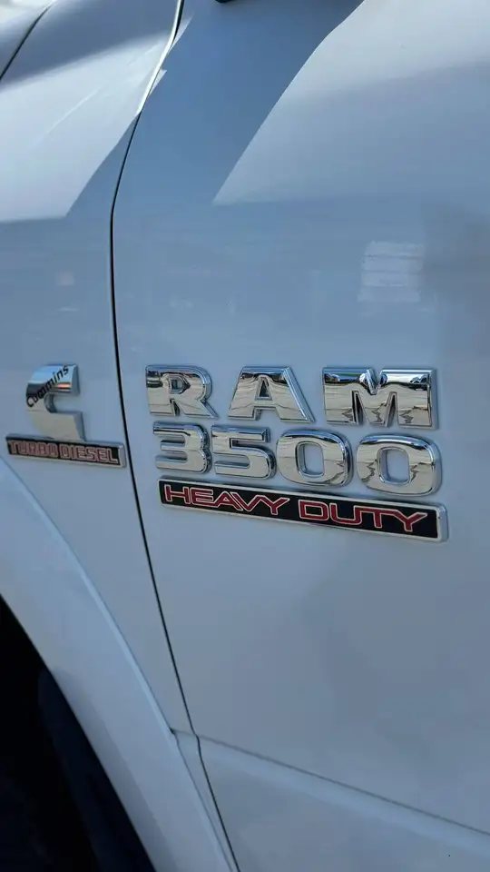 RAM 3500 снимка RAM 3500