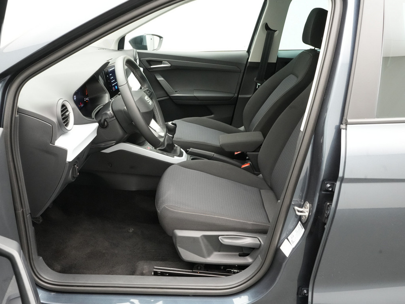 SEAT Arona Style KEYLESS PDC ACC KAM NAVI SHZ VIRT — photo 10