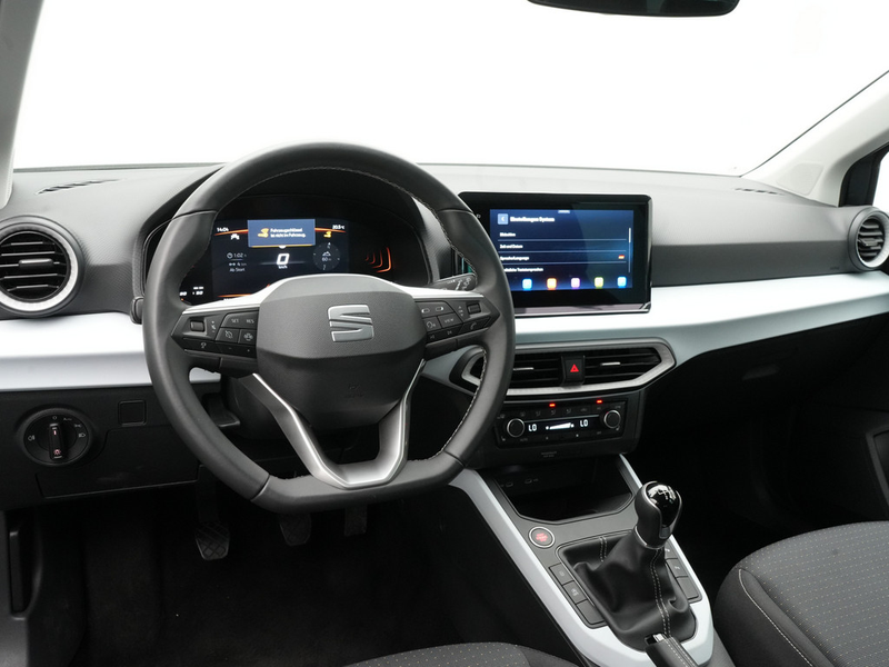 SEAT Arona Style KEYLESS PDC ACC KAM NAVI SHZ VIRT — photo 4