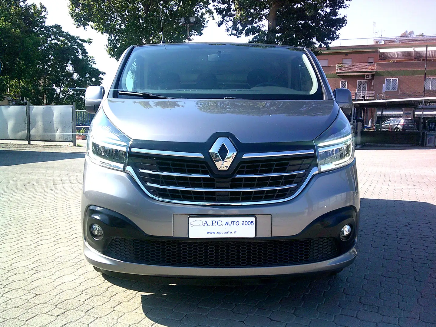 Renault Trafic 2.0dci 145cv*9 POSTI* INTENSE L1 T27 IVA COMPRESA Grigio - 2