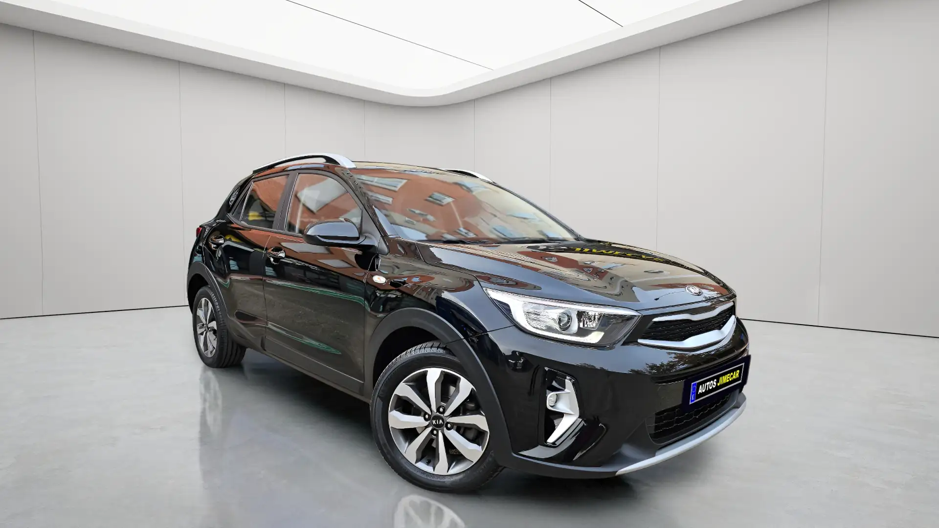 Kia Stonic 1.0 T-GDi 88kW (120CV) MHEV iMT Concept Negro - 2