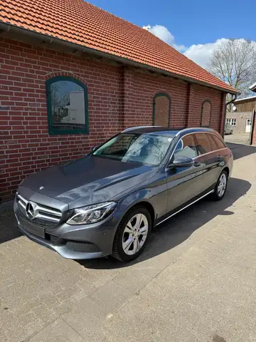 Mercedes-Benz C 220 T d   Avantgarde Navi LED AHK Kamera