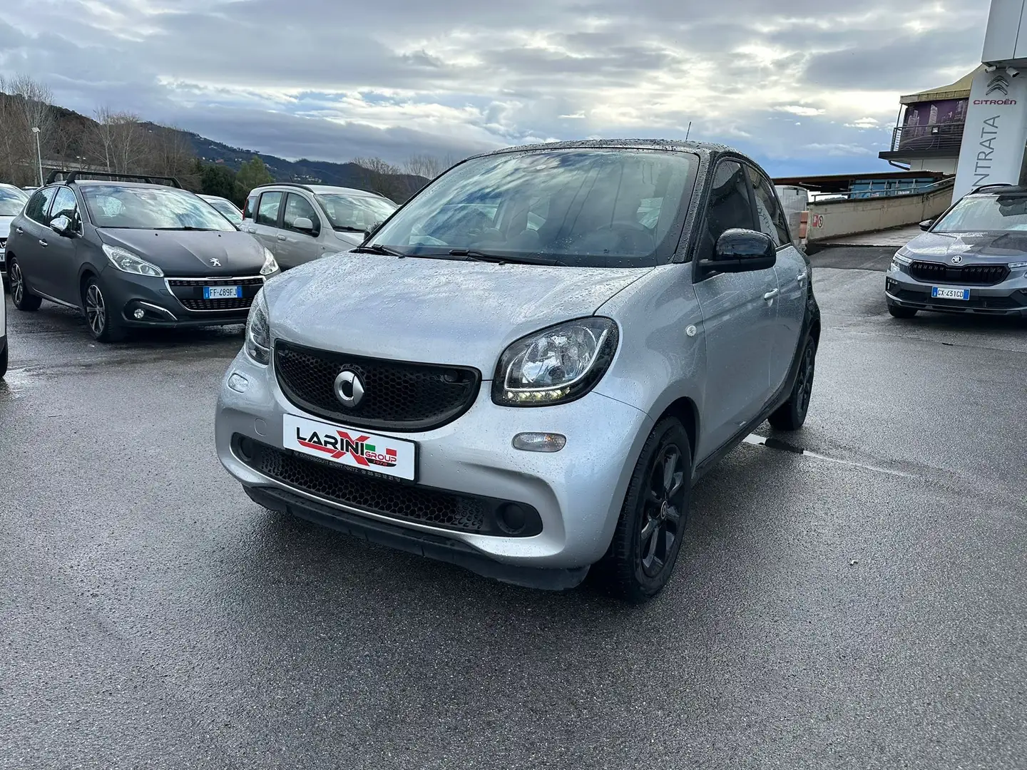 smart forFour Forfour 1.0 Black Passion 61cv PERFETTA!!! Silber - 1