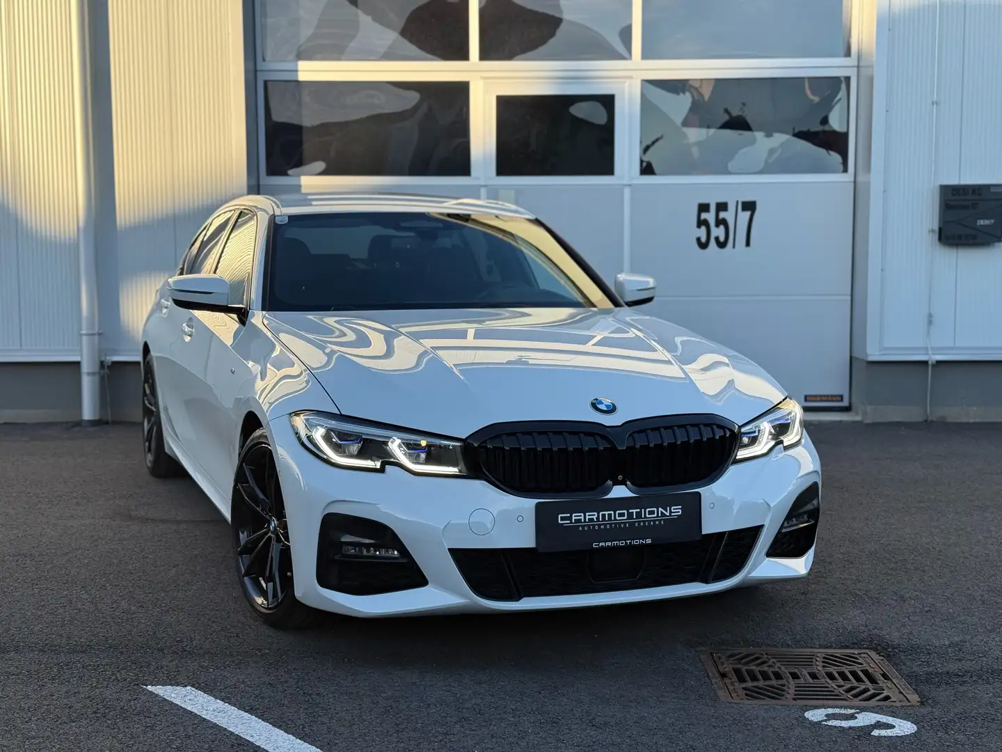 BMW 320 320 d xDrive M Sport Laserlight | Headup | H&K Weiß - 1