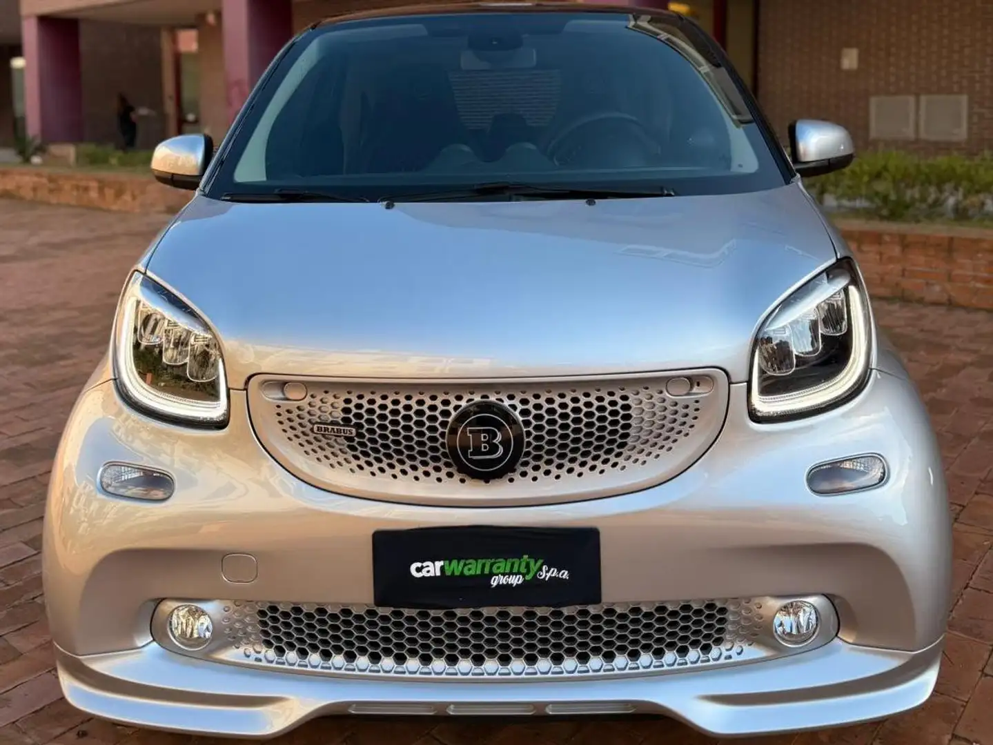 smart forTwo Fortwo III 2015 0.9 t Brabus Coupe 109cv twinamic Gris - 1