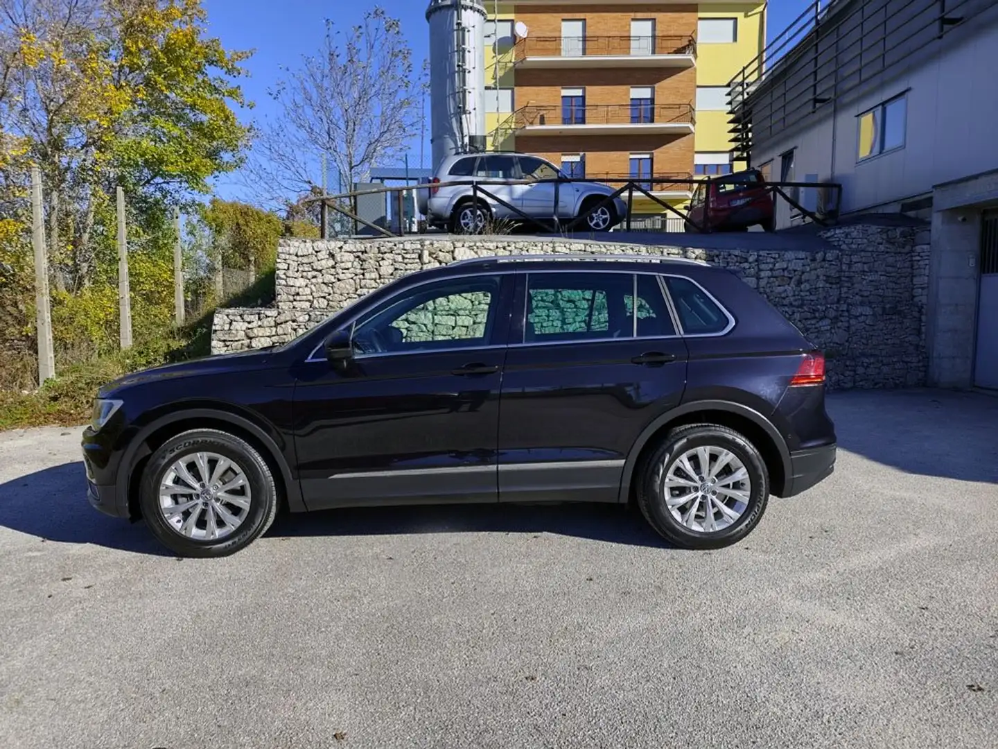 Volkswagen Tiguan Tiguan 1.4 TSI Telecamera, Navi,1 Propr KM Certif. Schwarz - 2