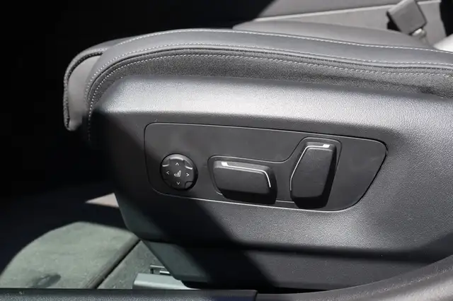 BMW I5 view 12