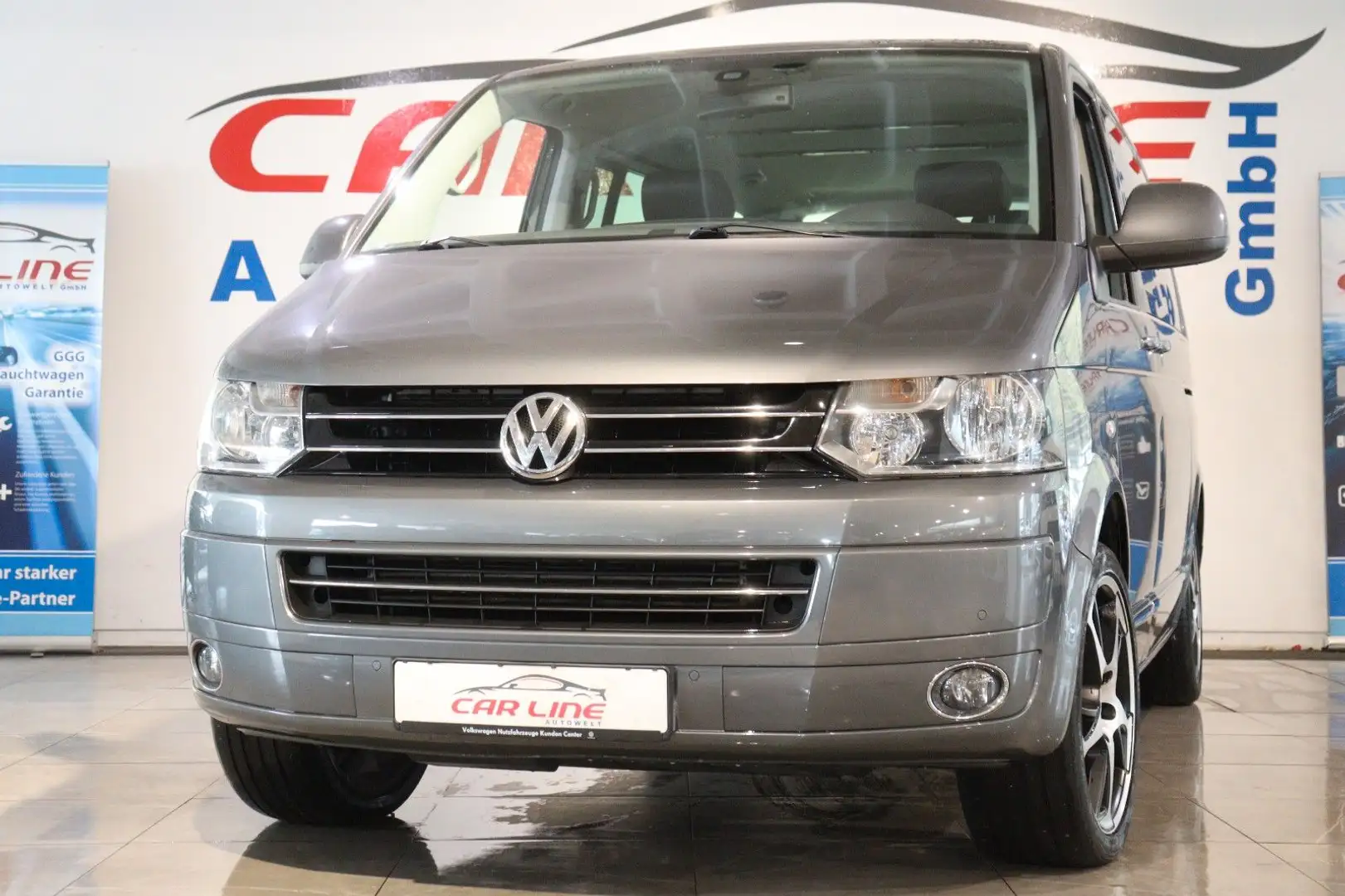 Volkswagen T5 Multivan 4 motion *Automatik*7-Sitzer*AHK 2,5 Gris - 1