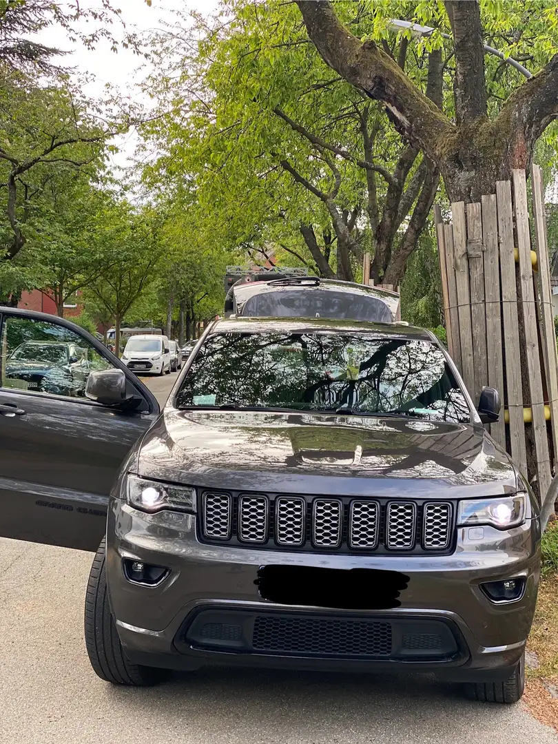 Jeep Grand Cherokee 3.0I Multijet Night Eagle Grau - 2