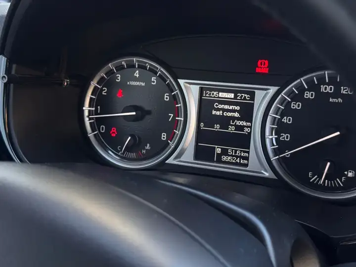 Suzuki Vitara 1.6 GLE 4WD 2018, foto 18