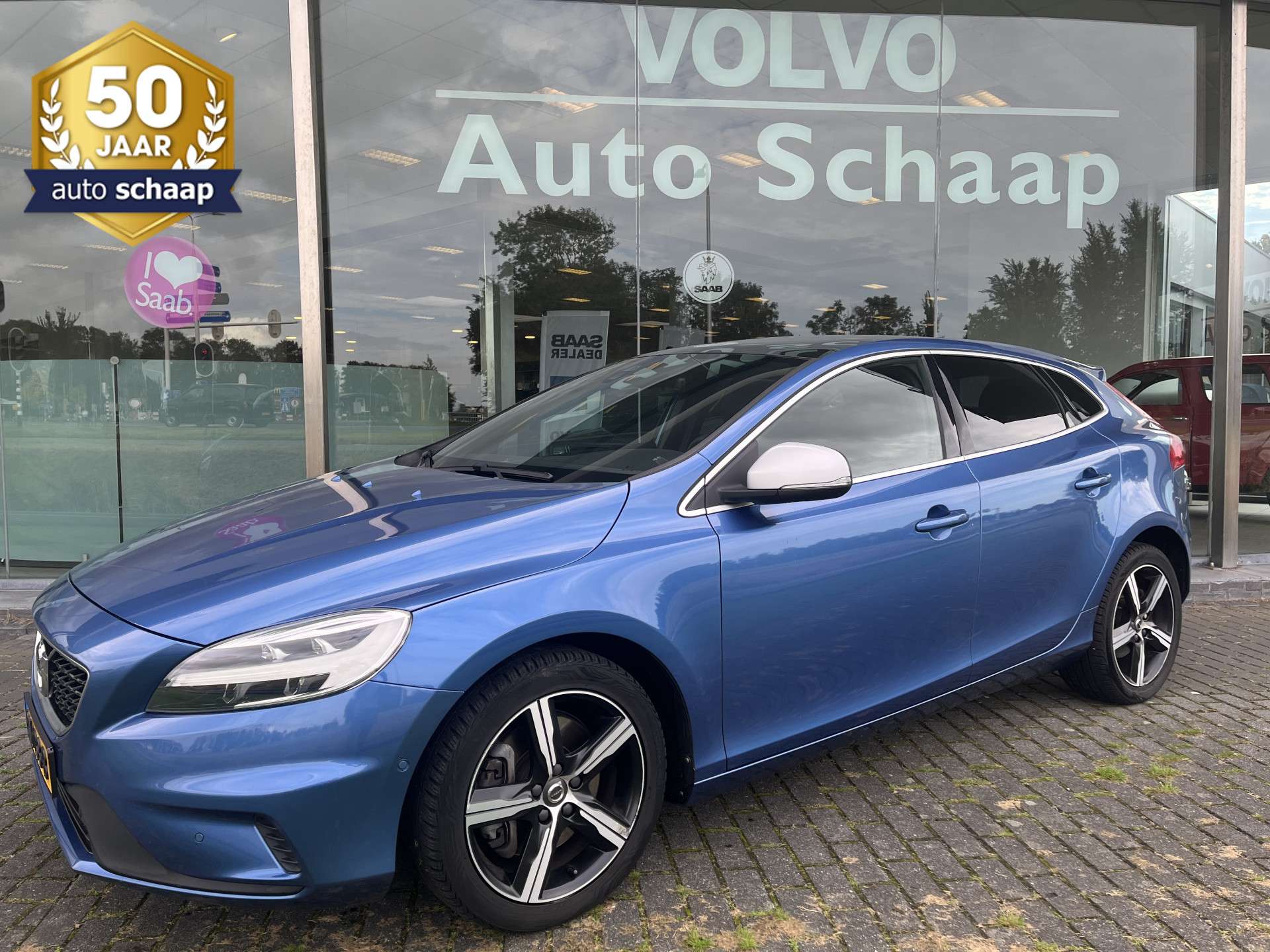 2018 Volvo V40