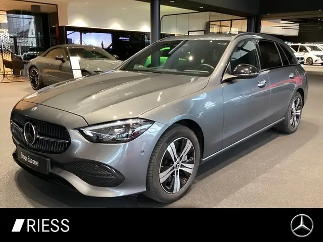 Mercedes-Benz C 300 e T Avantgarde Distro AHK Night RFK Memory