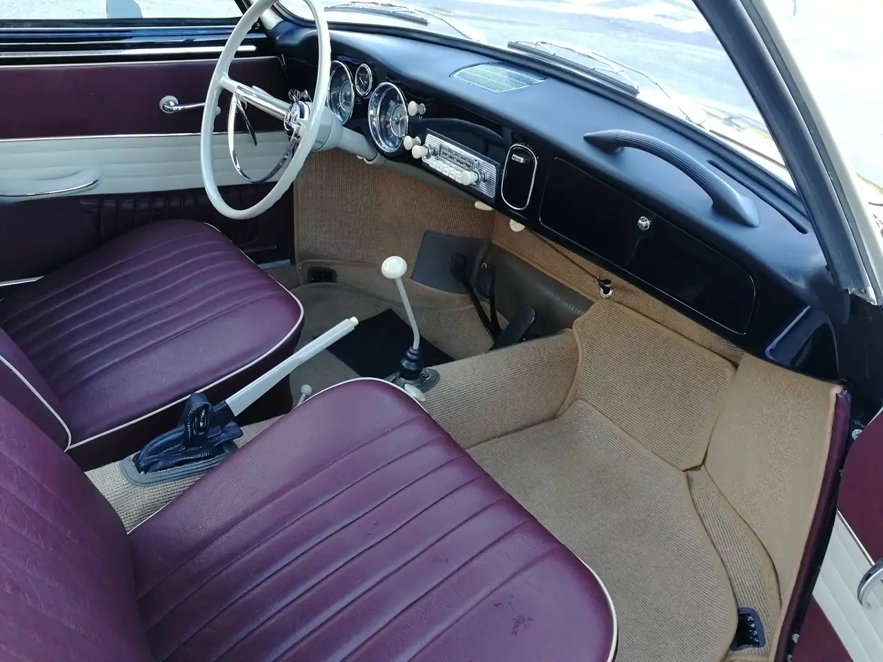 Volkswagen Karmann Ghia Coupé, foto 3