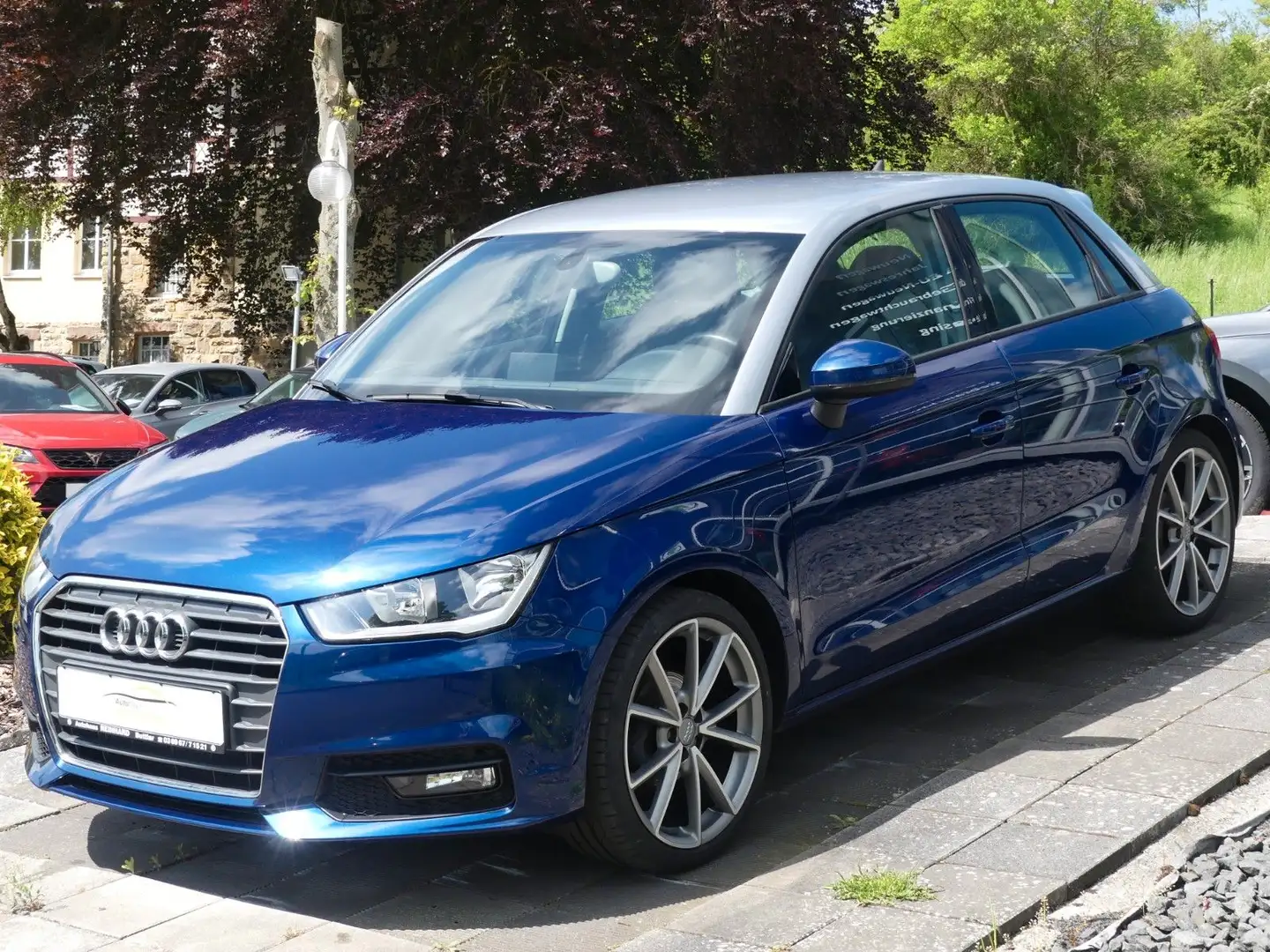 Audi A1 Sportback Sport Sitzheizung Klima DAB Blau - 2