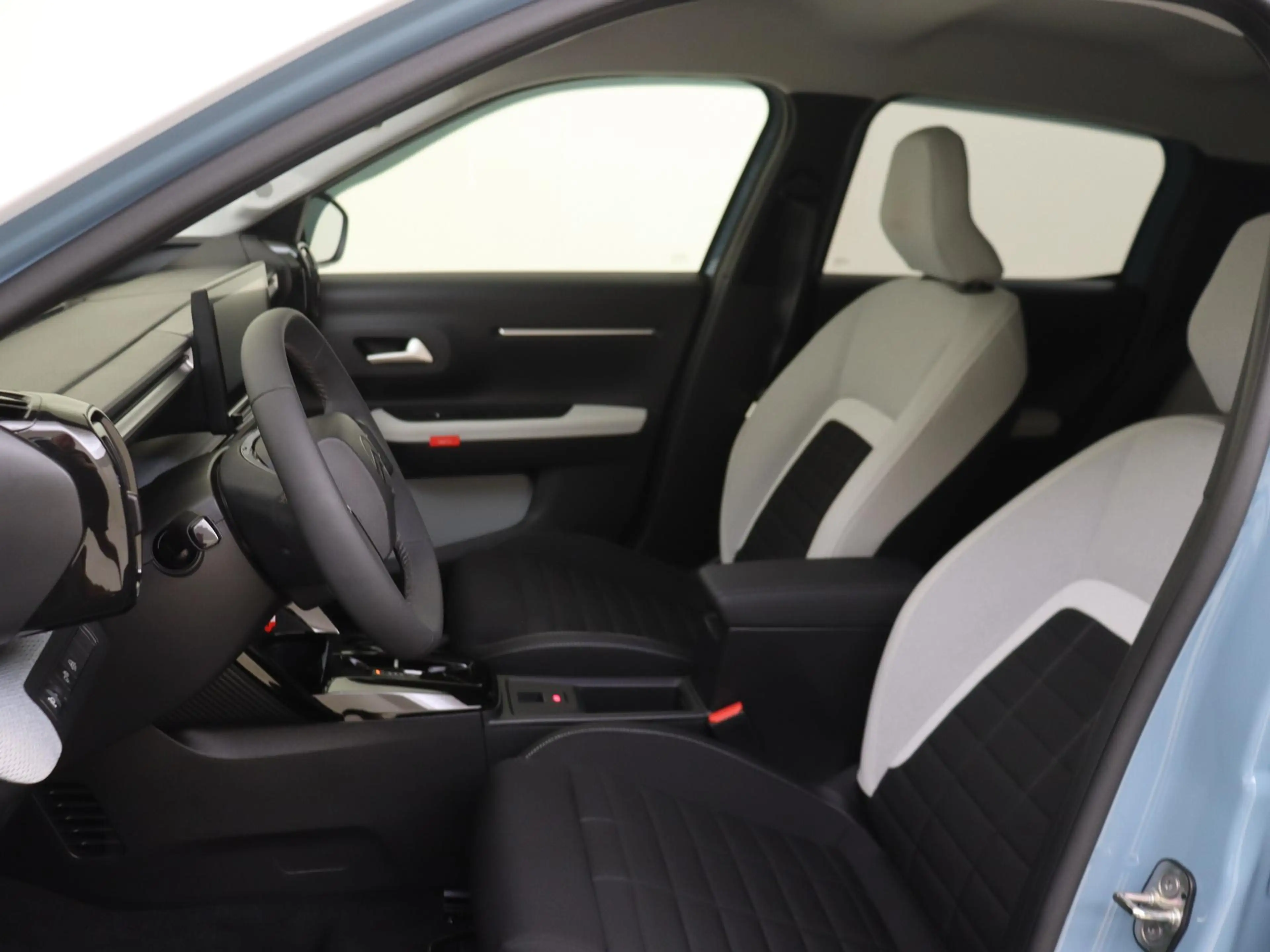Citroen C3 1.2 Hybrid 110pk Max Navigatie | Achteruitrijcamer — photo 11