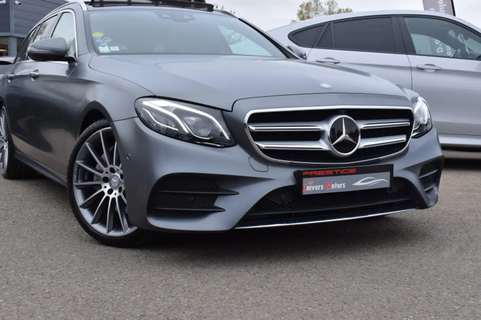 Mercedes-Benz E 220 220 D 194CH FASCINATION 9G-TRONIC Gris - 1