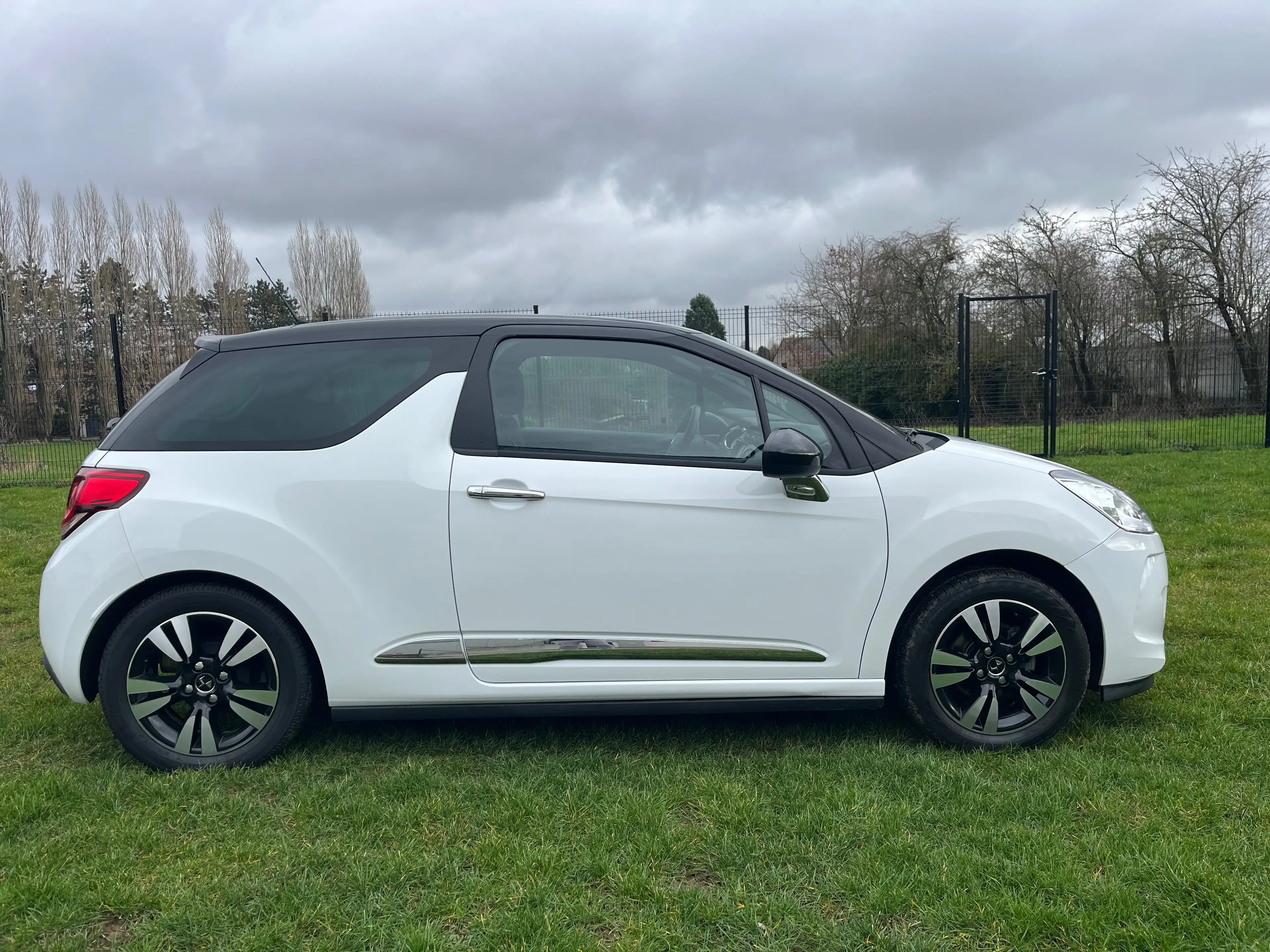 DS Automobiles DS 3 DS 3 1.2i PureTech So Chic S — photo 8