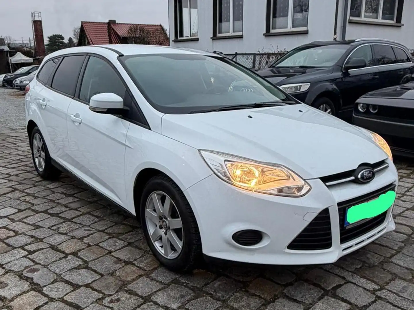 Ford Focus Focus Turnier 1.6 TDCi DPF Weiß - 1