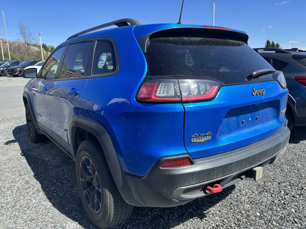 Jeep Cherokee снимка Jeep Cherokee