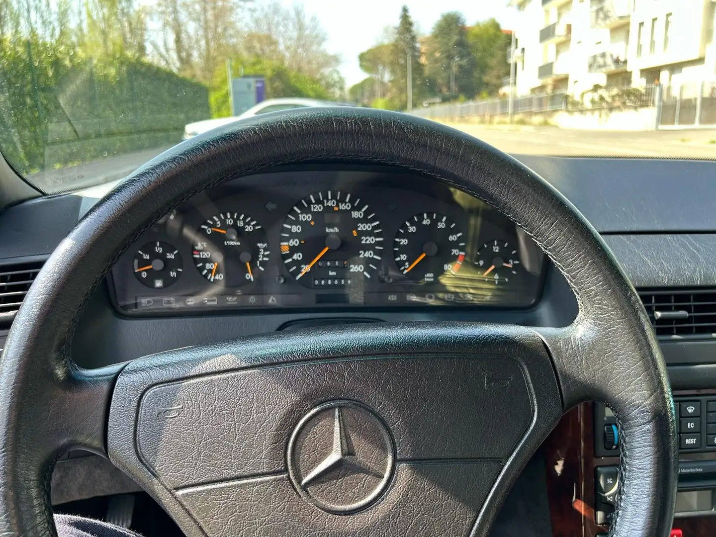 Mercedes-Benz SL 300 24 Gri - 2