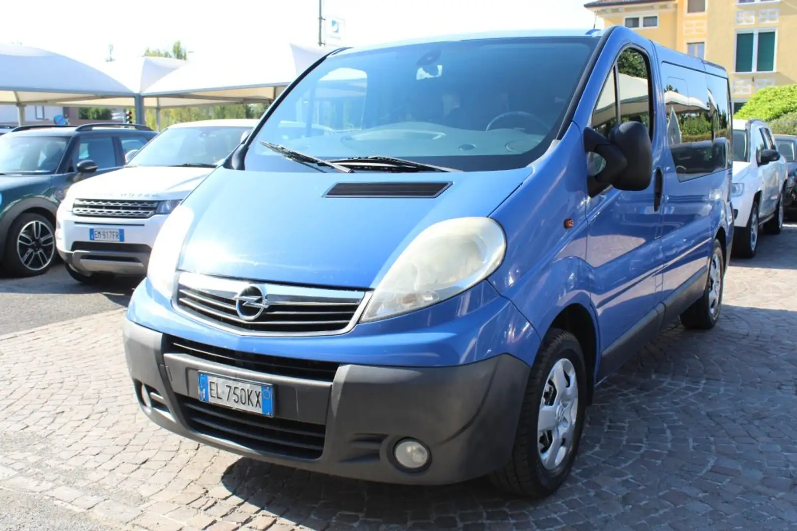Opel Vivaro 27 2.0 CDTI 120CV 9 POSTI Blauw - 1