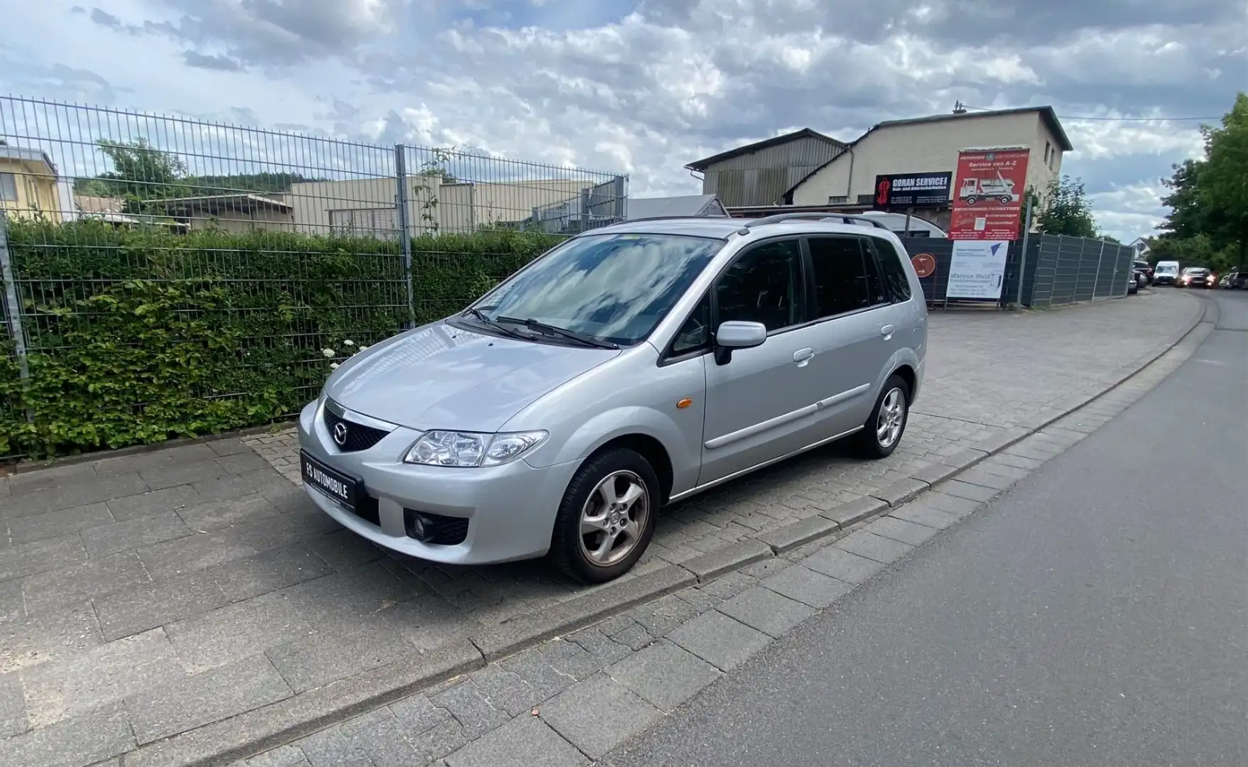 Mazda Premacy 1.9 Active, 1.HAND,  TÜV 07/2027 Silber - 1