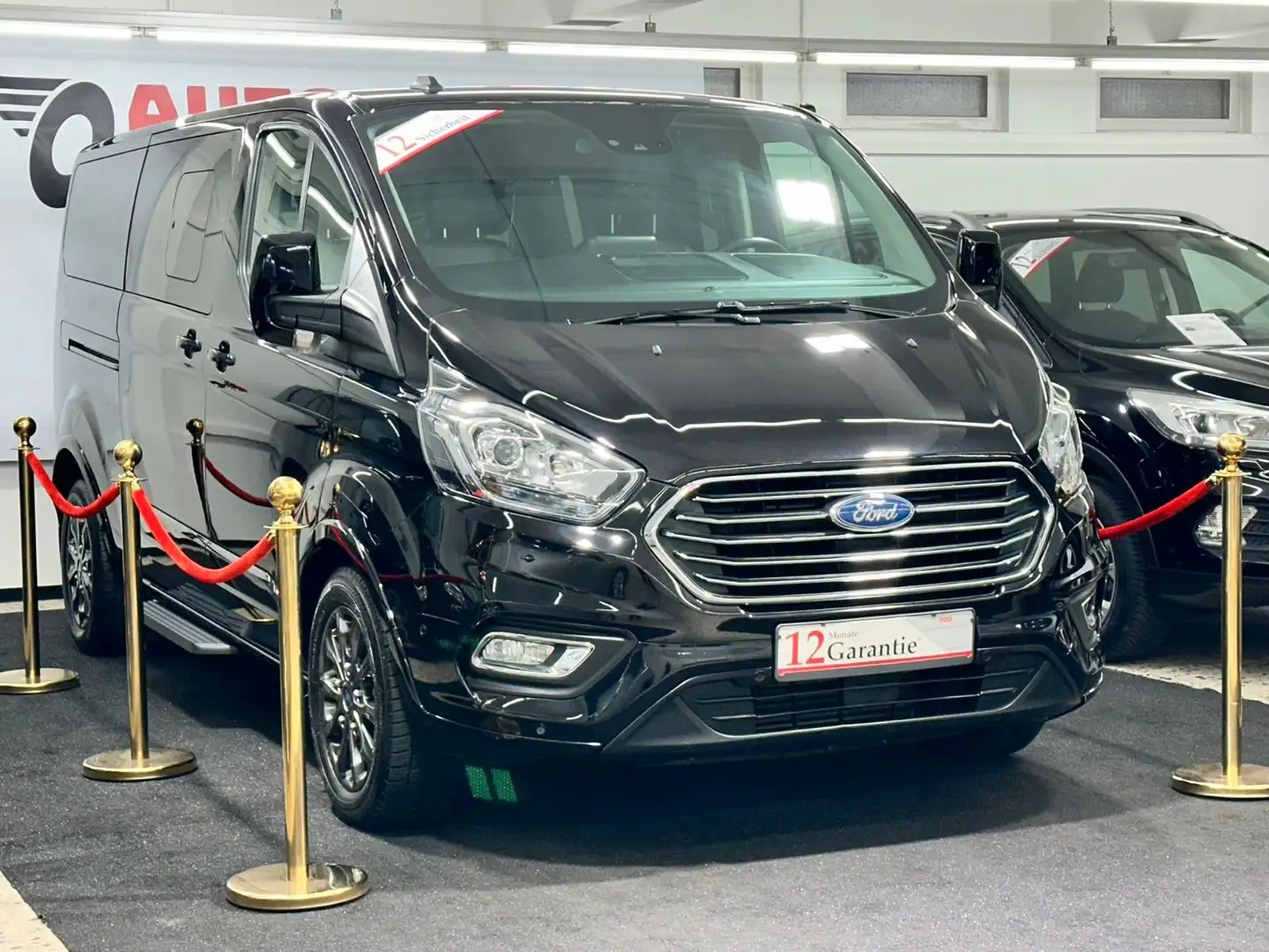 Ford Transit Custom Schwarz - 2