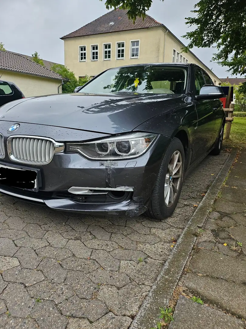 BMW 320 320i Aut. Luxury Line - 2