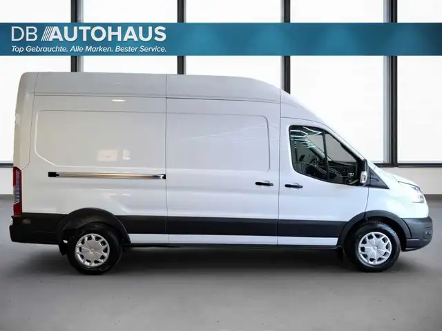 Ford Transit view 3