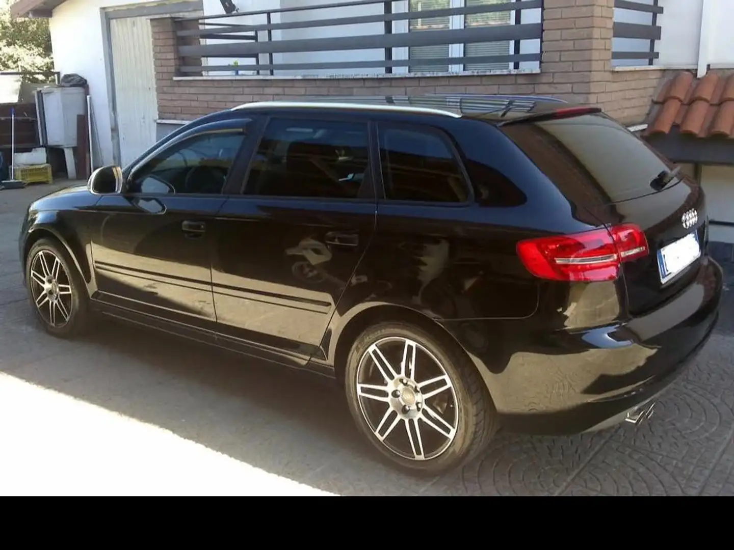 Audi A3 A3 Sportback170cv2.0 Darkedition FULLOPTIONAL Nero - 2