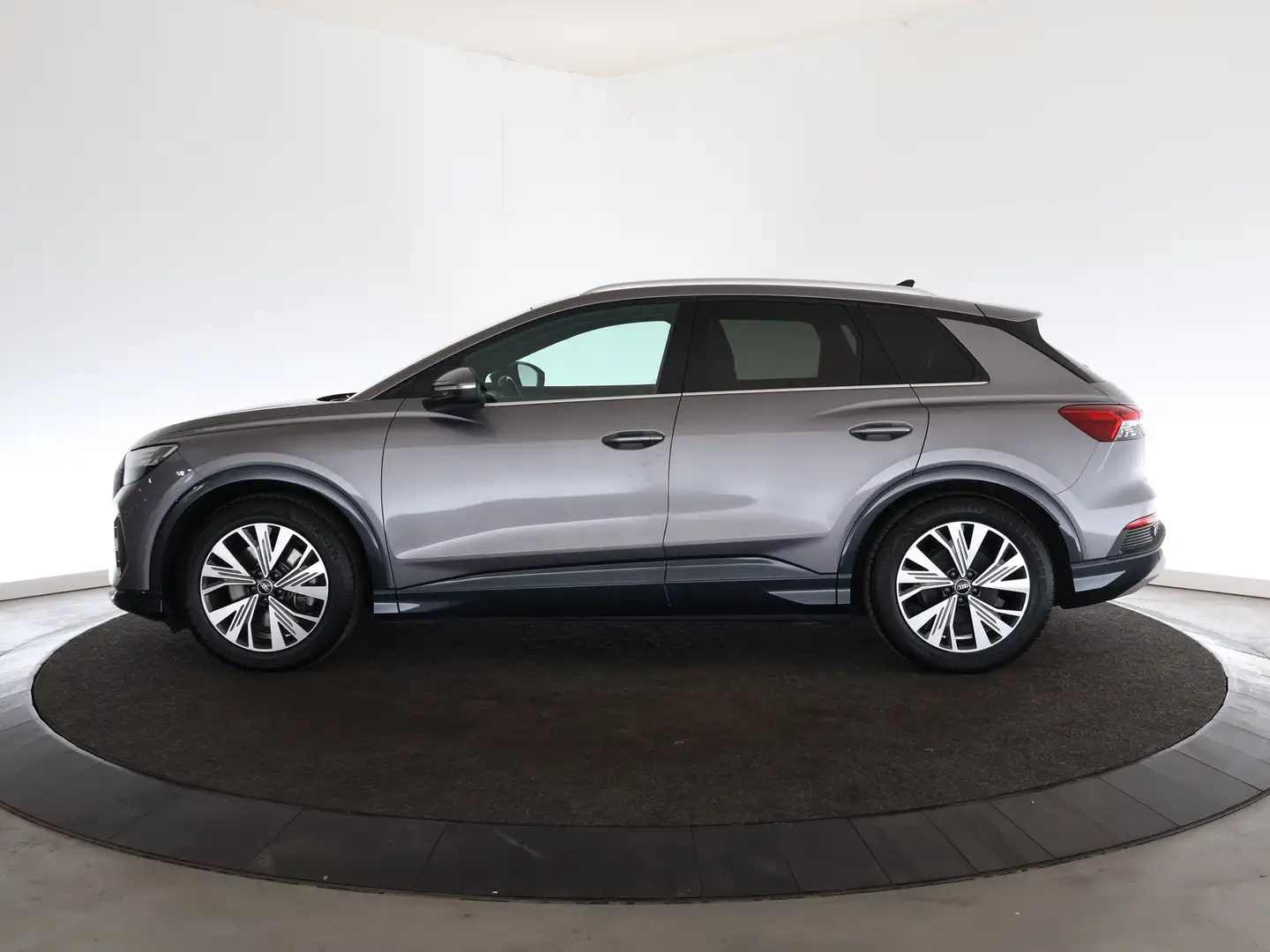 Audi Q4 e-tron 40 Launch edition Advanced Plus 77 kWh | Sport ond Gris - 2