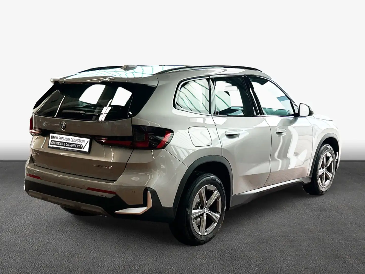 BMW X1 sDrive20d Aut. Silber - 2