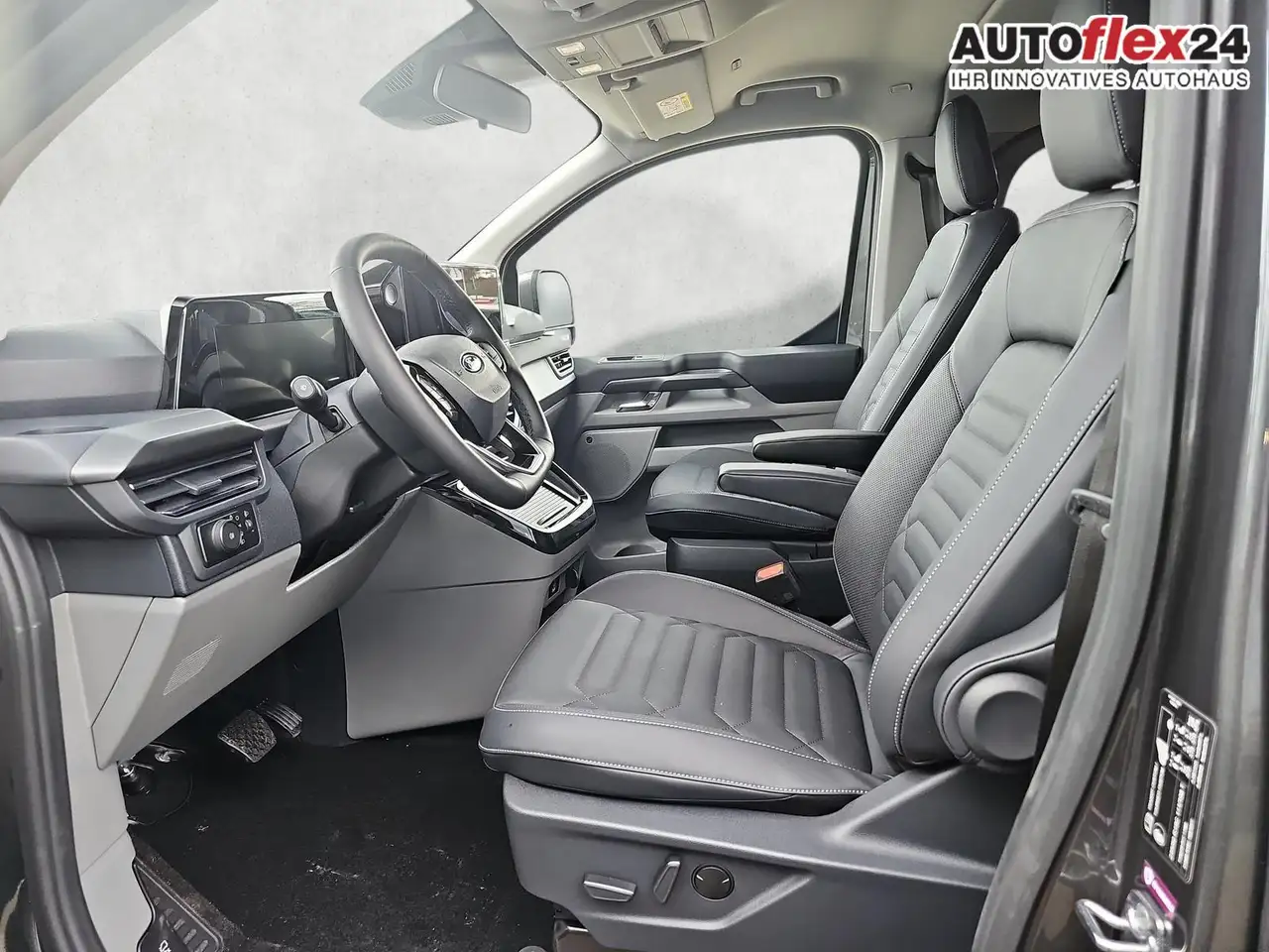 Ford Tourneo Custom 320 L2 Titanium X FWD 2.0 EB Autom AHK 125 kW (... 8
