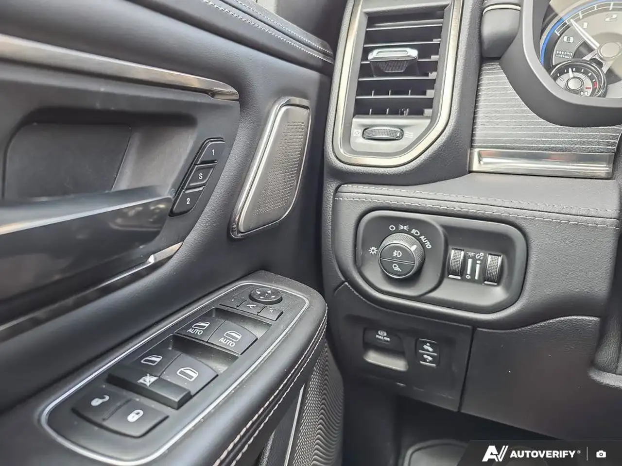 RAM 1500 photo RAM 1500