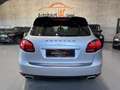 Porsche Cayenne /PANO/AHK/NAVI/LED/SHZ/LEDER/BI-XENON/TEM Silber - thumbnail 4